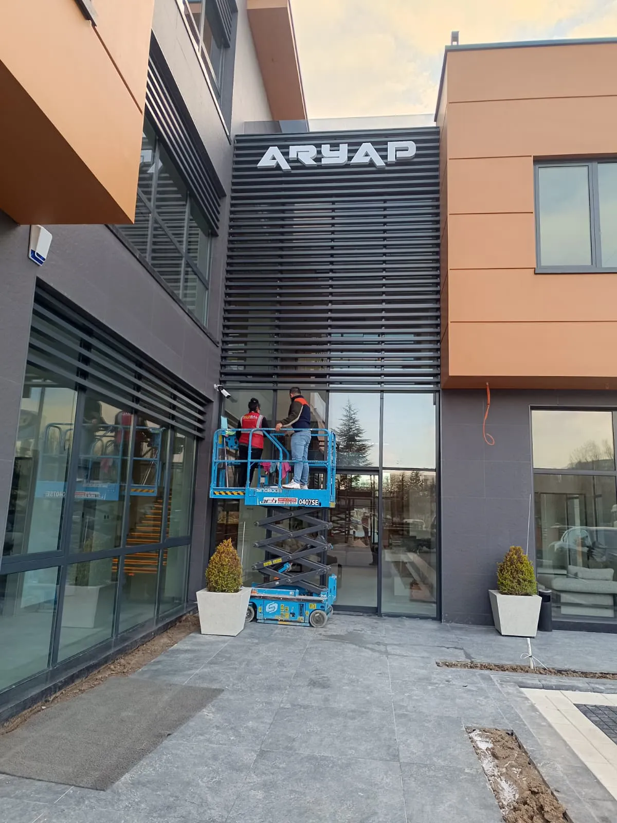 Enerji Santrali - Manlift Kiralama