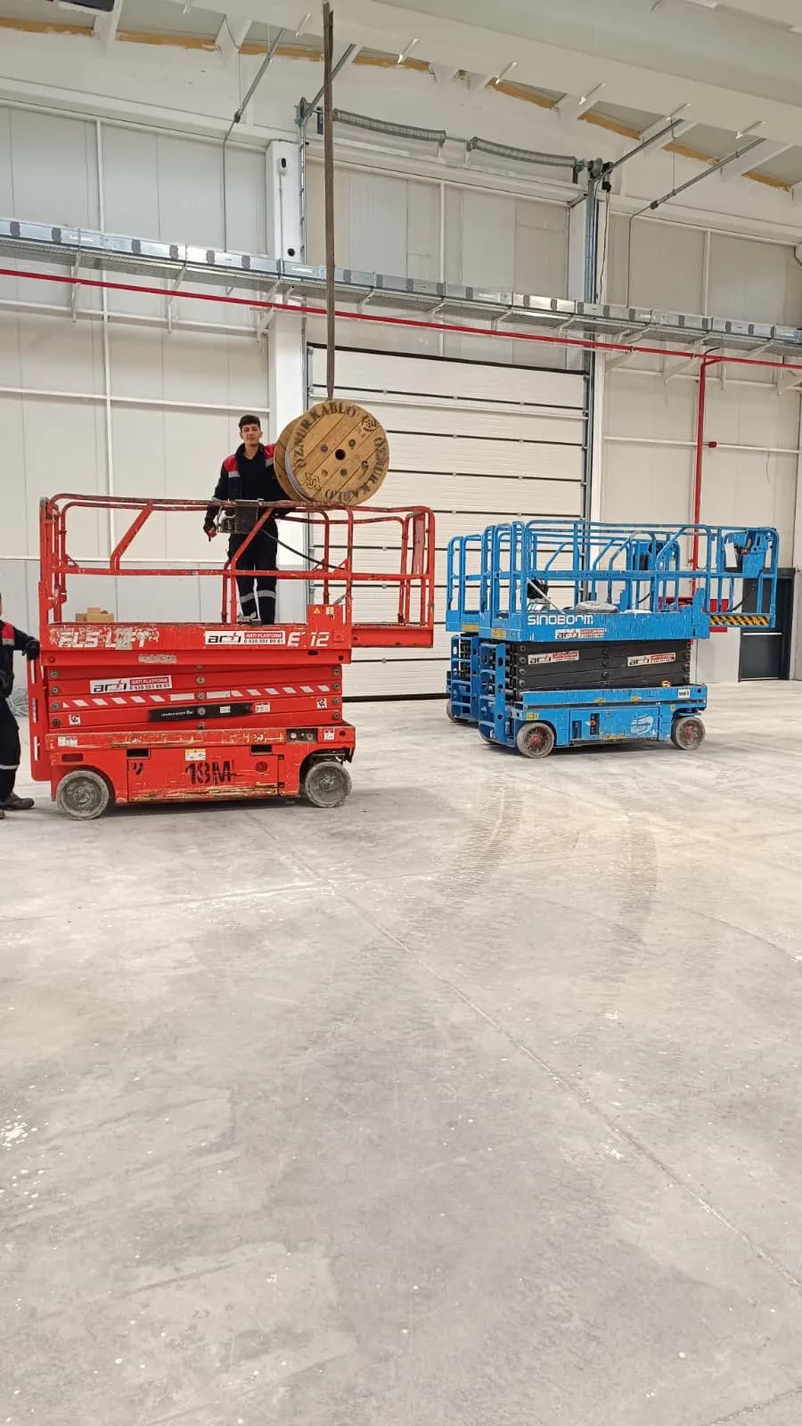 Aydın Manlift ve Forklift Kiralama Rehberi: Şantiye ve Tesis İşleri